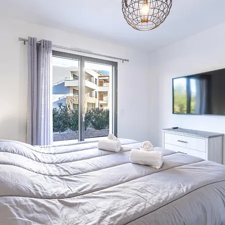 Апартаменты Domaine D'arca G1 By Interhome